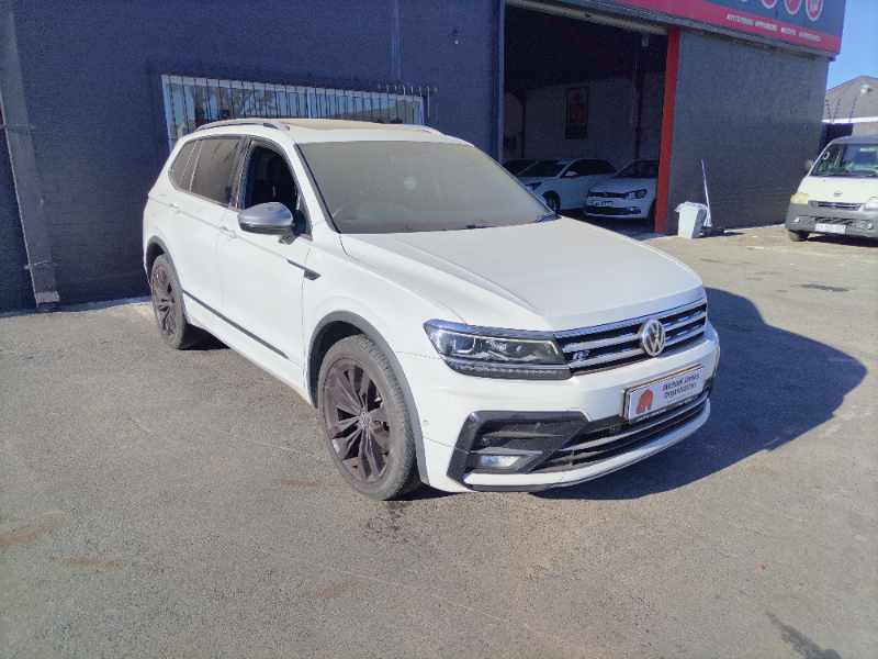 2019 VOLKSWAGEN TIGUAN ALLSPACE 2.0 TSI H/LINE thumbnail 3