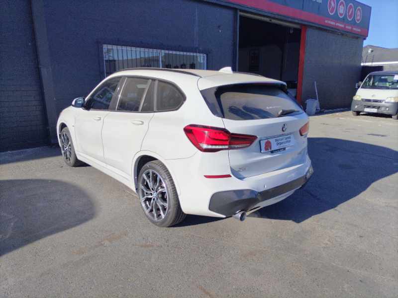 2022 BMW X1 sDRIVE18i M SPORT thumbnail 6
