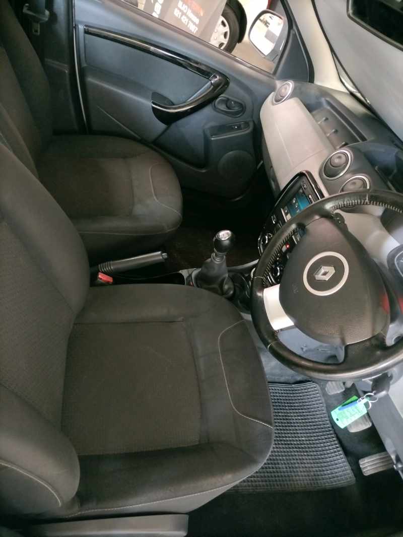 2015 RENAULT DUSTER 1.5dCi thumbnail 9
