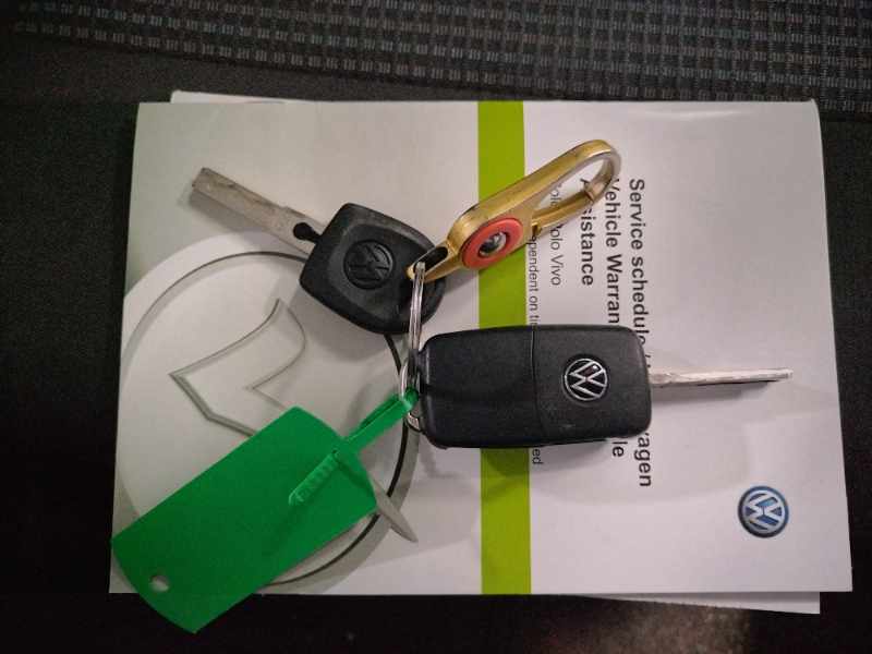 2024 VOLKSWAGEN POLO VIVO 1.4 thumbnail 13