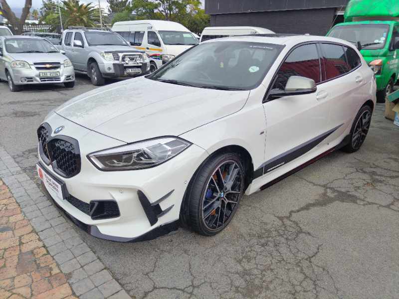 2021 BMW M135i xDRIVE A/T thumbnail 2