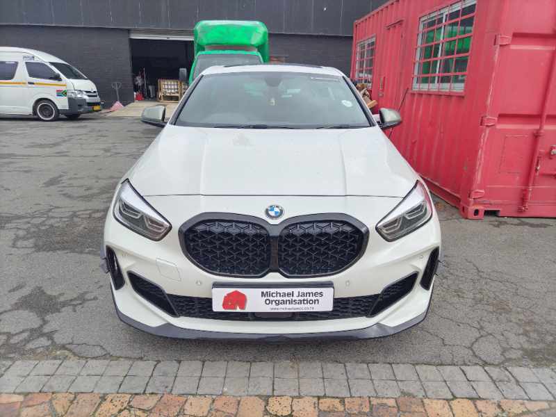2021 BMW M135i xDRIVE A/T thumbnail 3