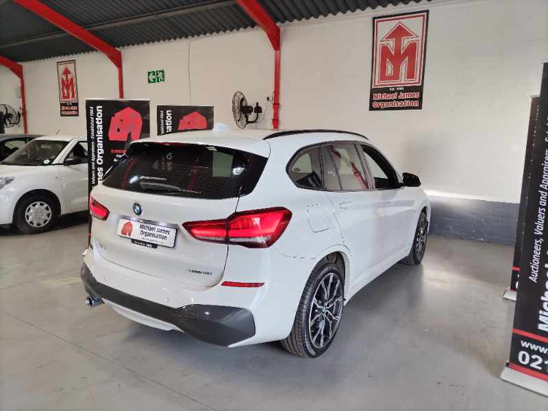 2022 BMW X1 sDRIVE18i M SPORT thumbnail 5