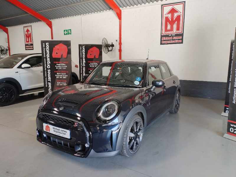 2022 MINI COOPER S 5DR thumbnail 2