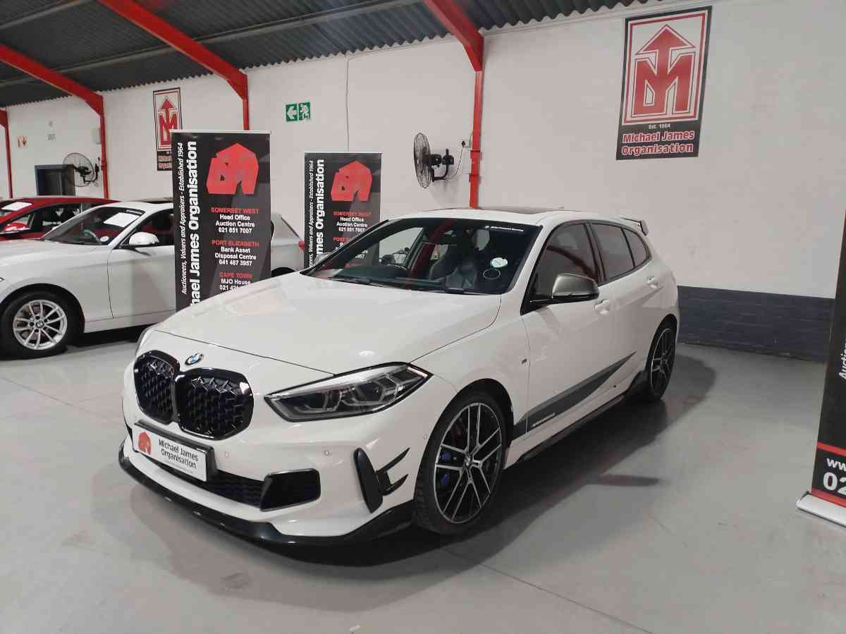 2021 BMW M135i xDRIVE