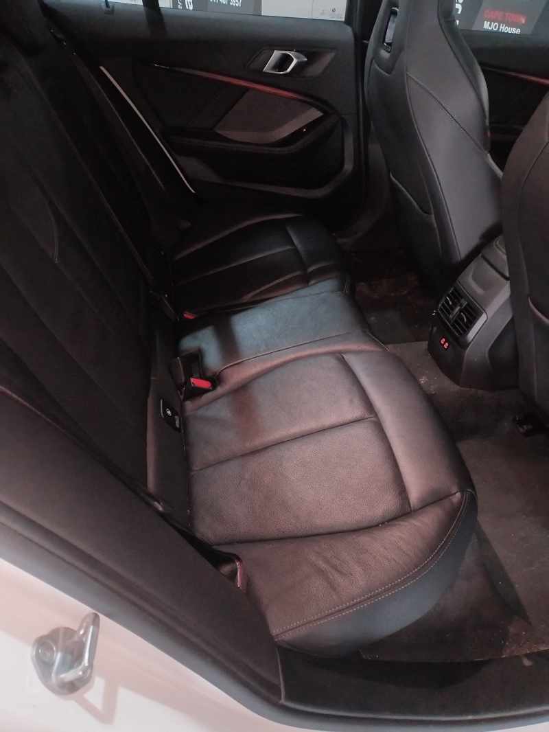 2021 BMW M135i xDRIVE thumbnail 8