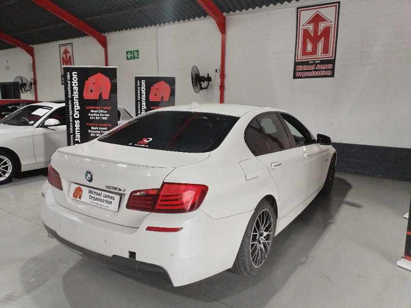 2013 BMW 530d M SPORT thumbnail 5