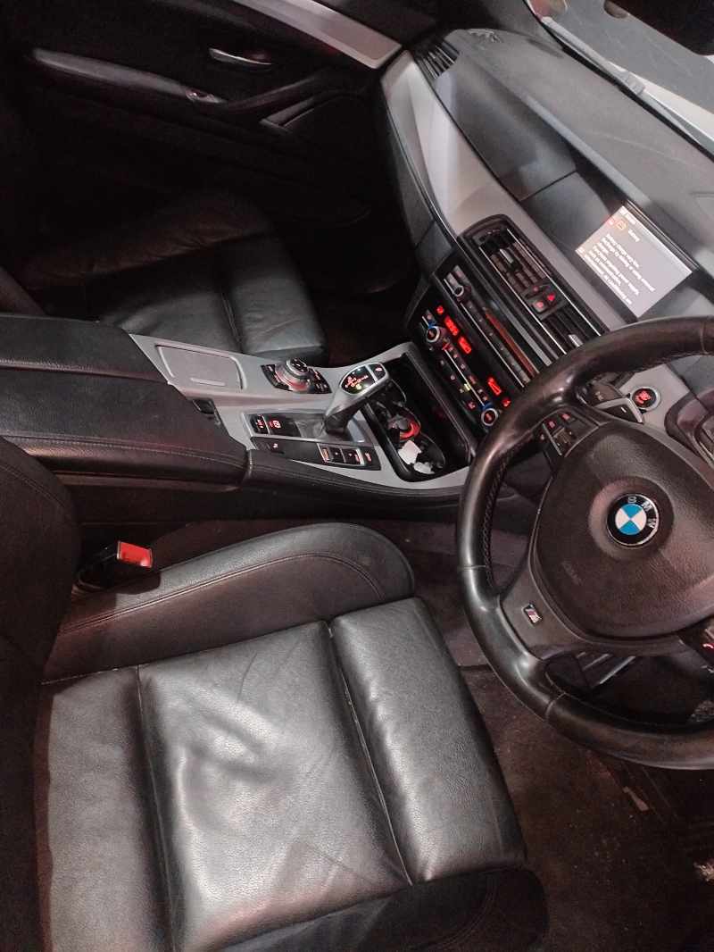 2013 BMW 530d M SPORT thumbnail 9