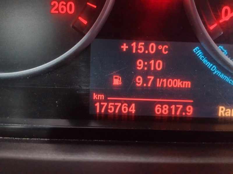 2013 BMW 530d M SPORT thumbnail 10