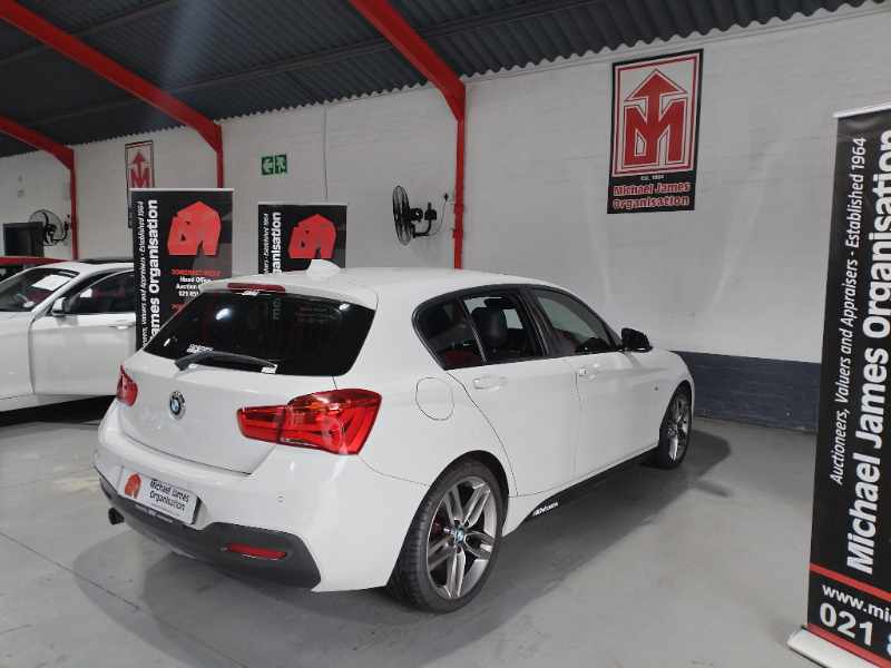 2018 BMW 118i M SPORT thumbnail 5
