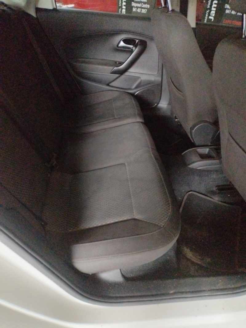 2018 VOLKSWAGEN POLO 1.5 TDi thumbnail 8