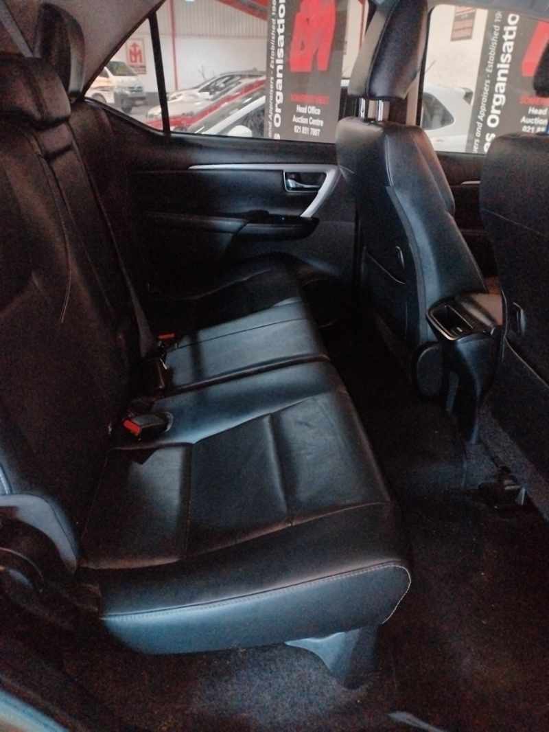2021 TOYOTA FORTUNER  2.4GD-6 thumbnail 8