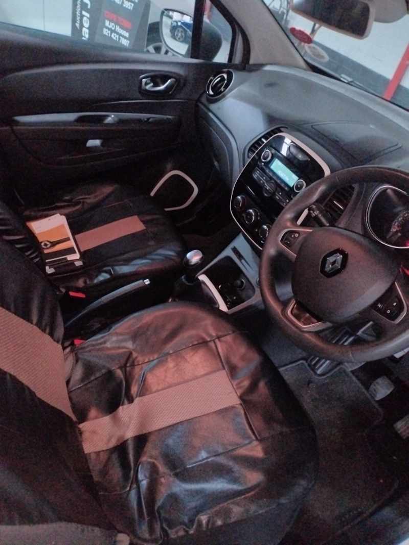 2020 RENAULT CAPTUR 900T thumbnail 9