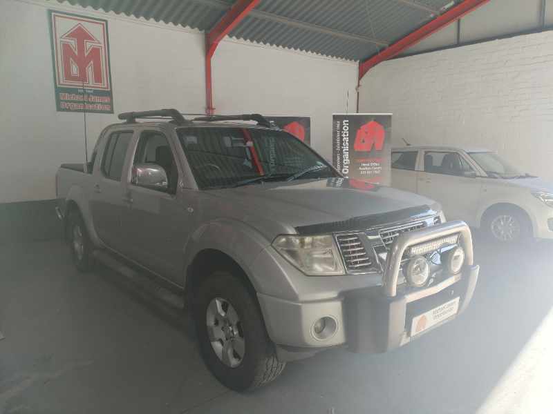 2012 NISSAN NAVARA 2.5 dCi thumbnail 3