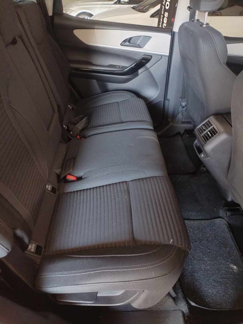 2024 MAHINDRA XUV 700 2.0 thumbnail 7