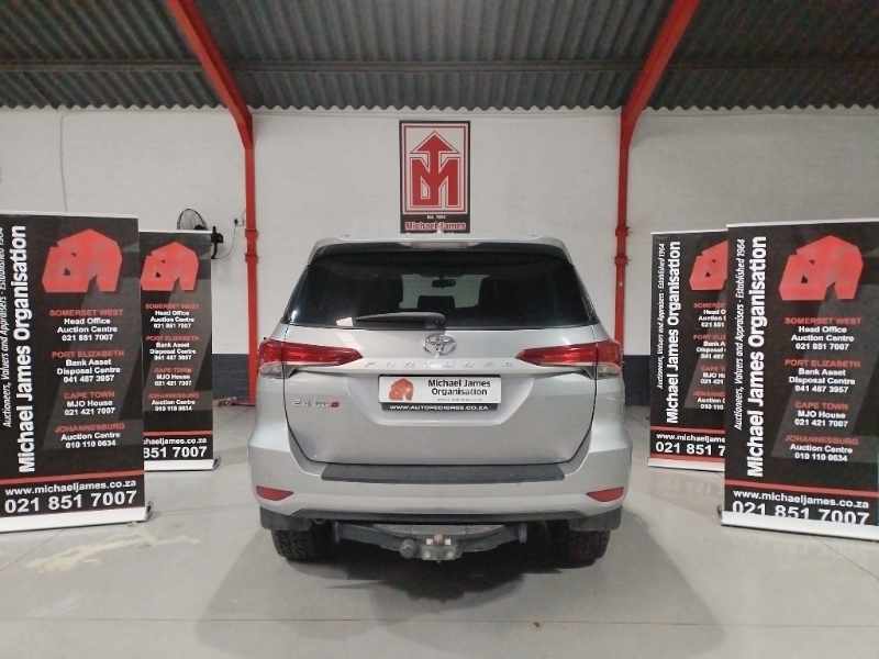 2022 TOYOTA FORTUNER 2.4 GD-6 thumbnail 4