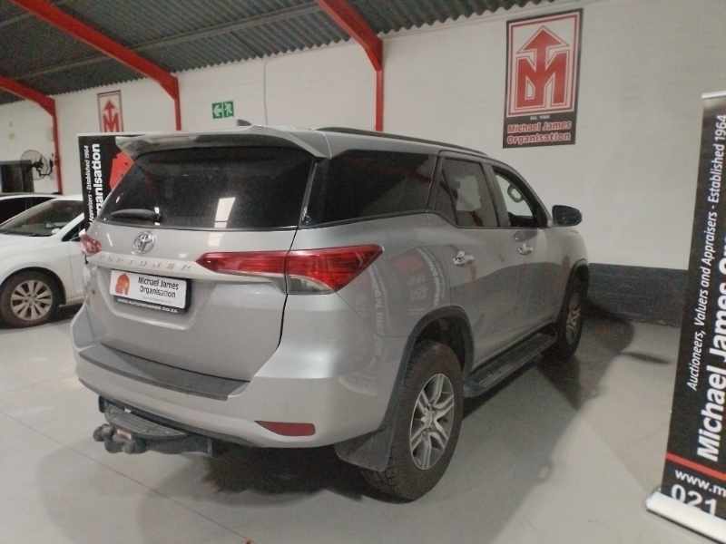 2022 TOYOTA FORTUNER 2.4 GD-6 thumbnail 5