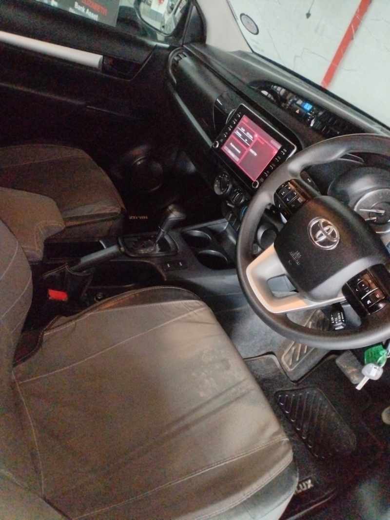 2023 TOYOTA HILUX 2.4 GD-6 thumbnail 8
