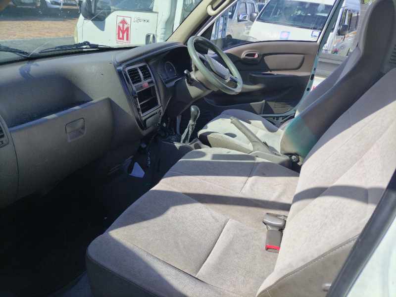 2016 HYUNDAI H100 2.6D thumbnail 8