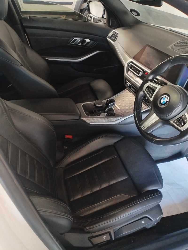 2022 BMW 320i M SPORT A/T thumbnail 9