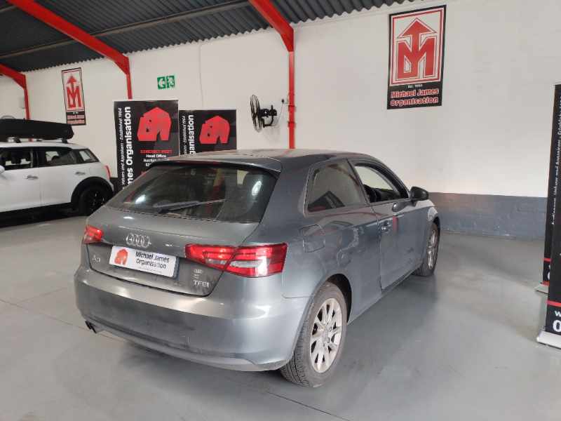2013 AUDI A3 SPORTBACK 1.4TFSi thumbnail 5