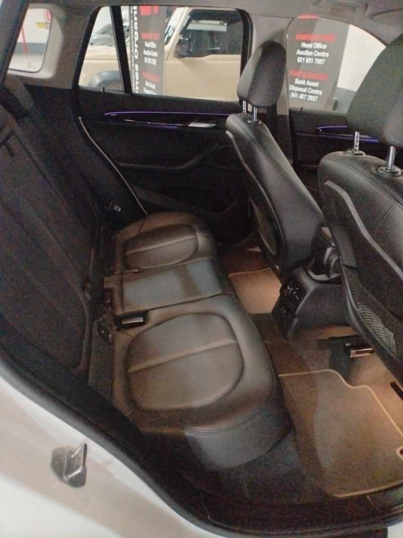 2020 BMW X1 sDRIVE20d A/T thumbnail 8