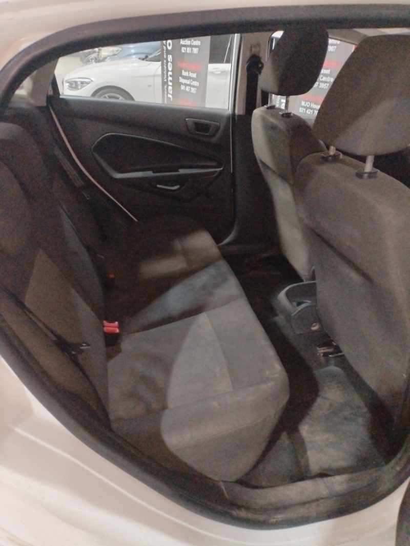 2016 FORD FIESTA 1.4 TREND thumbnail 8