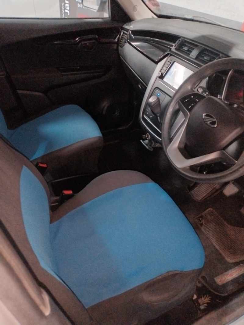2019 MAHINDRA KUV 100 1.2TD thumbnail 9