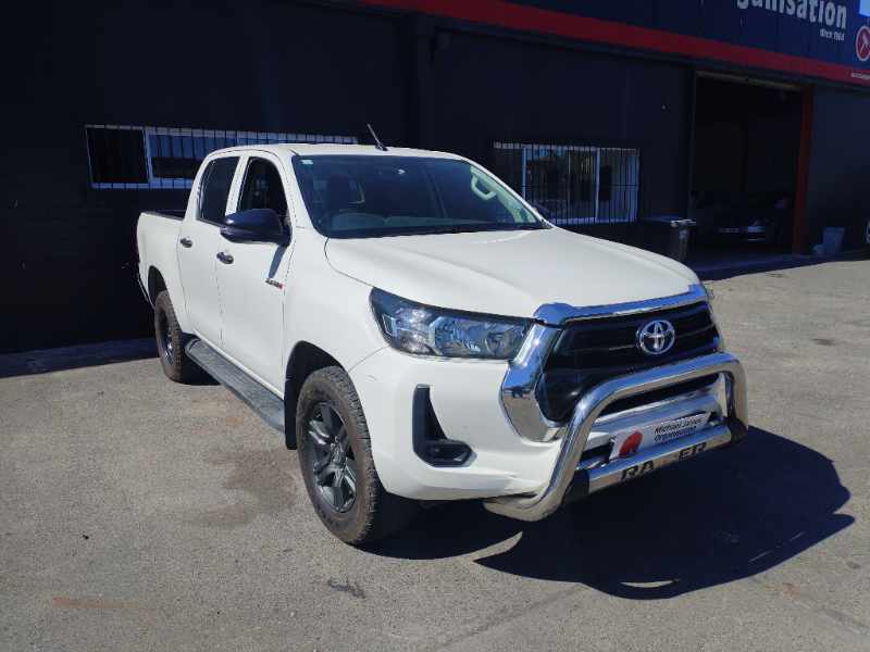 2021 TOYOTA HILUX 2.4 GD A/T P/U D/C thumbnail 3