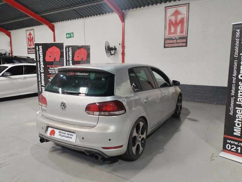 2011 VOLKSWAGEN GOLF VI GTI 2.0 thumbnail 5