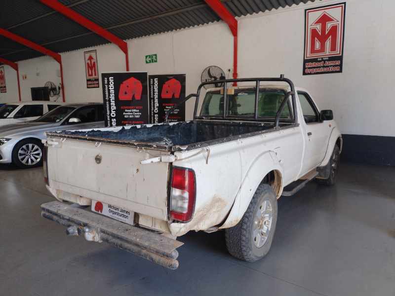 2015 NISSAN HARDBODY NP300 2.5TDi thumbnail 5