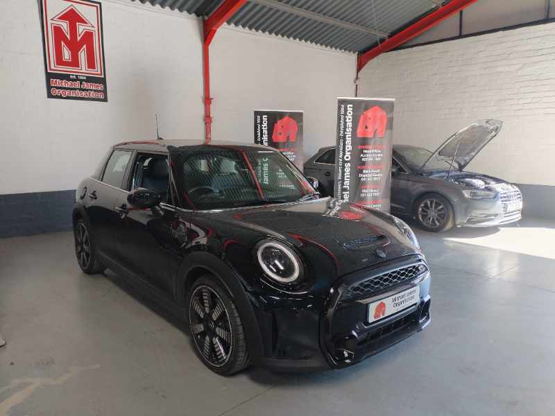 2022 MINI COOPER S 5DR A/T thumbnail 3