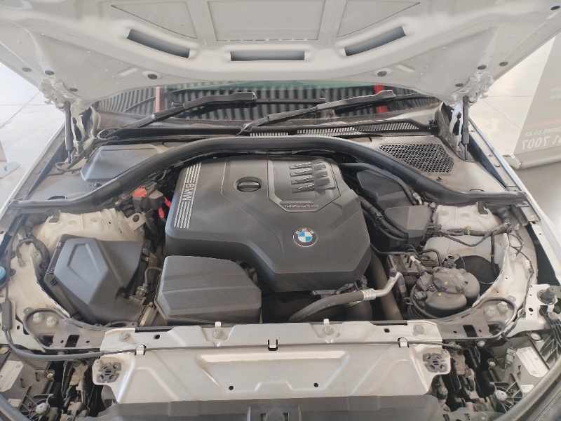 2023 BMW 318i M SPORT A/T thumbnail 11