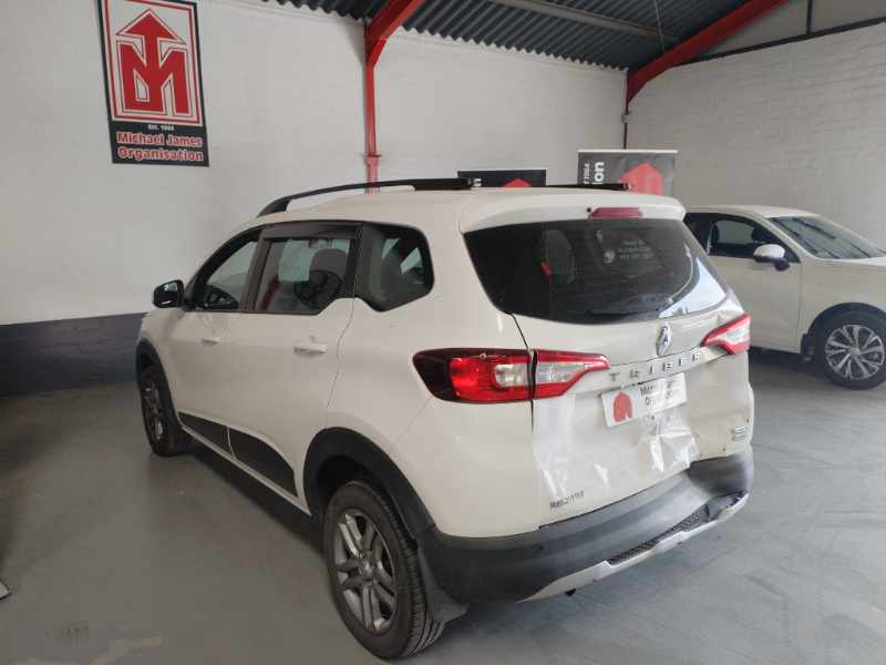 2021 RENAULT TRIBER 1.0 AMT thumbnail 6