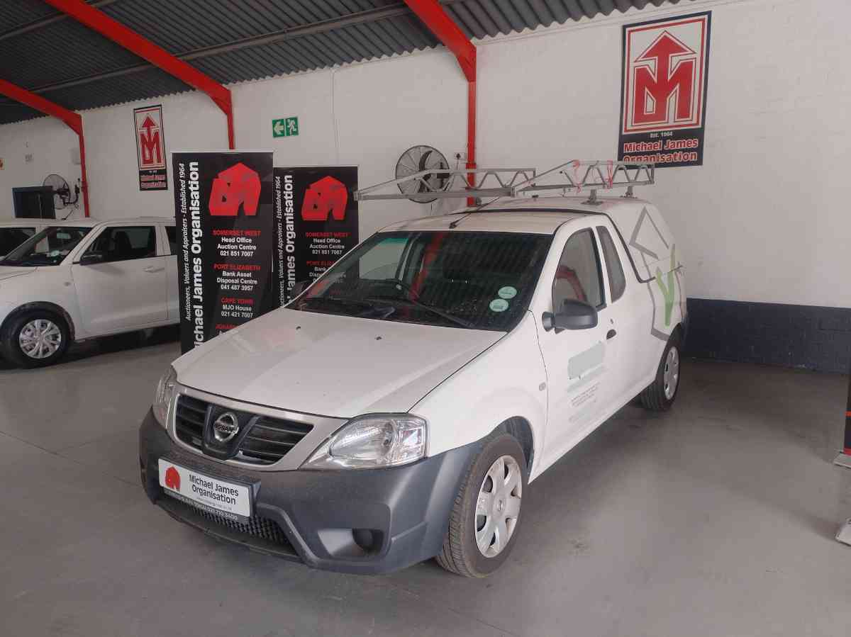 2023 NISSAN NP200 A/C SAFETY PACK P/U S/C