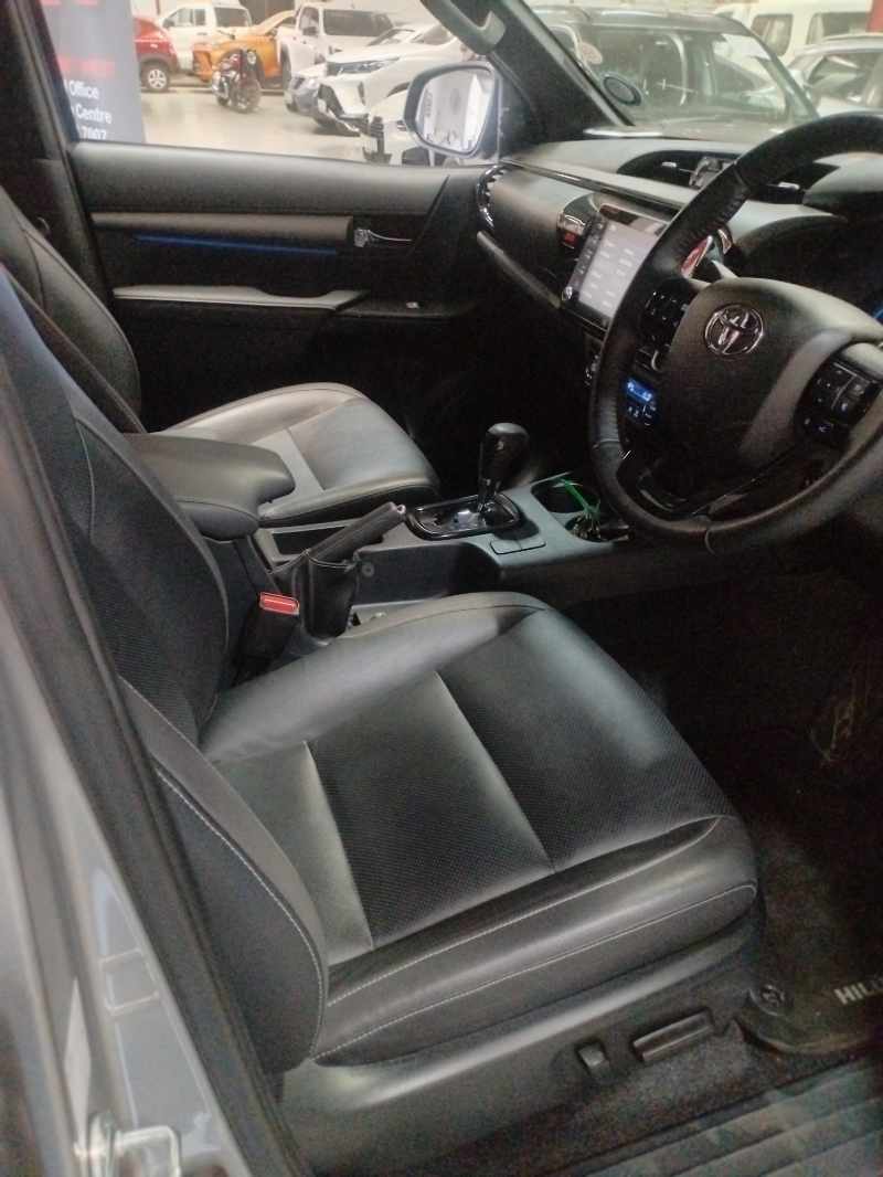 2023 TOYOTA HILUX 2.8 GD-6 RB LEGEND A/T P/U D/C thumbnail 9