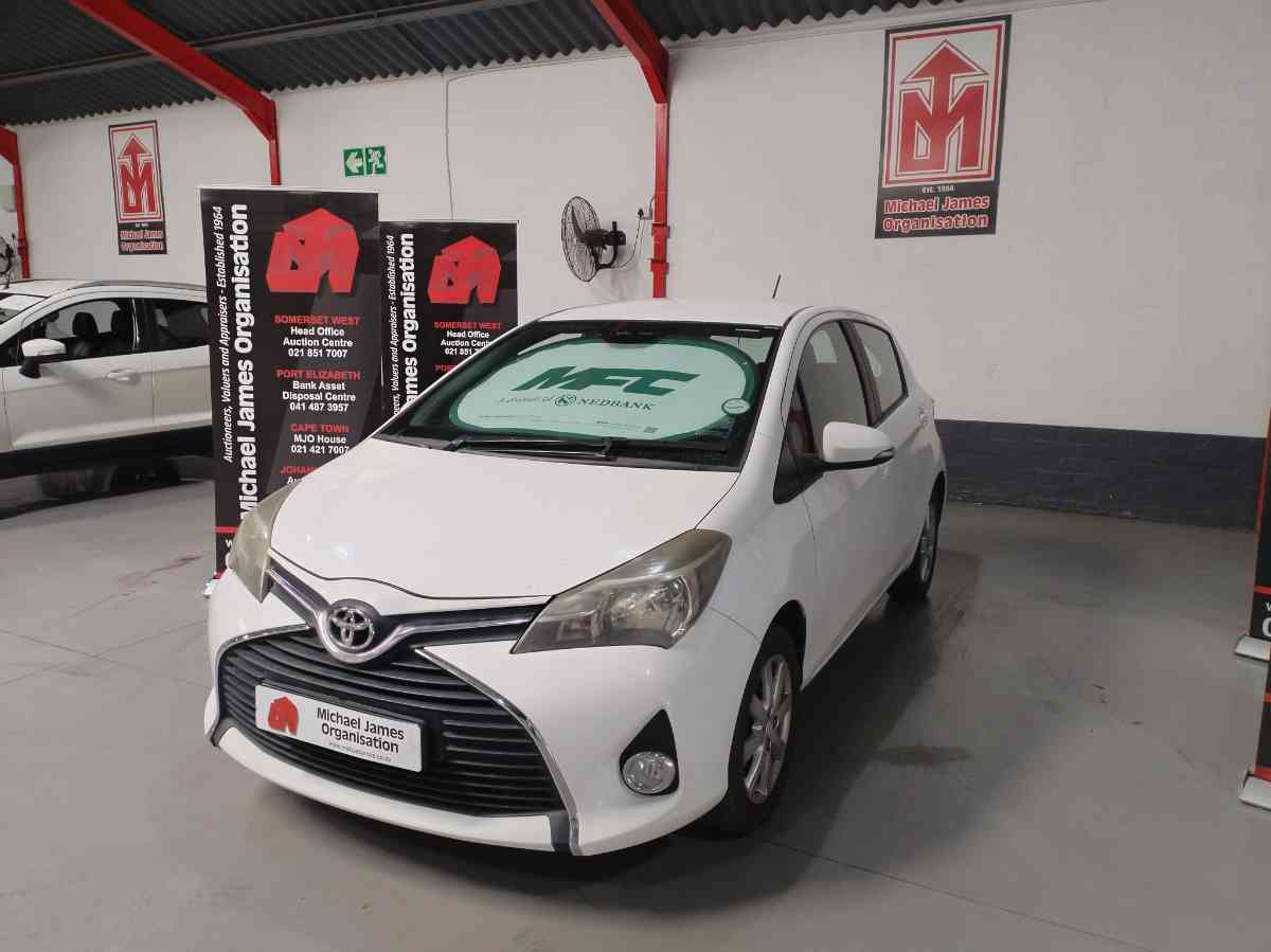 2015 TOYOTA YARIS 1.3 XS CVT A/T