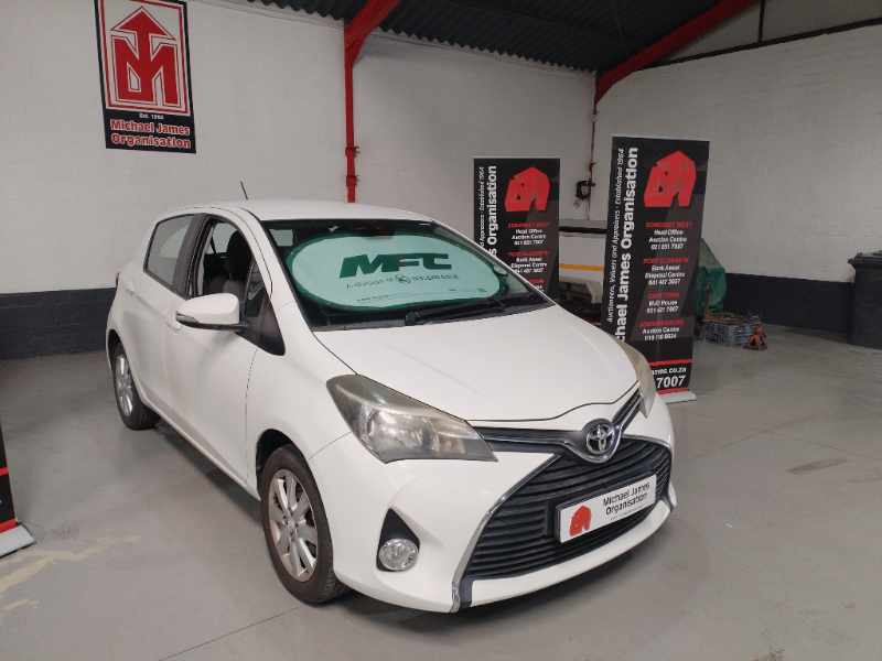 2015 TOYOTA YARIS 1.3 XS CVT A/T thumbnail 3
