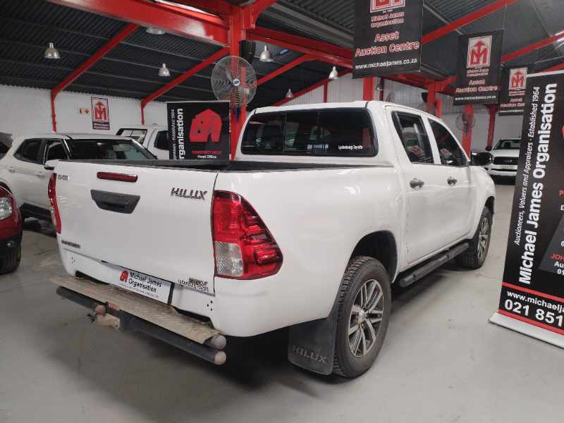 2020 TOYOTA HILUX 2.4 GD-6 SRX 4X4 P/U D/C thumbnail 5