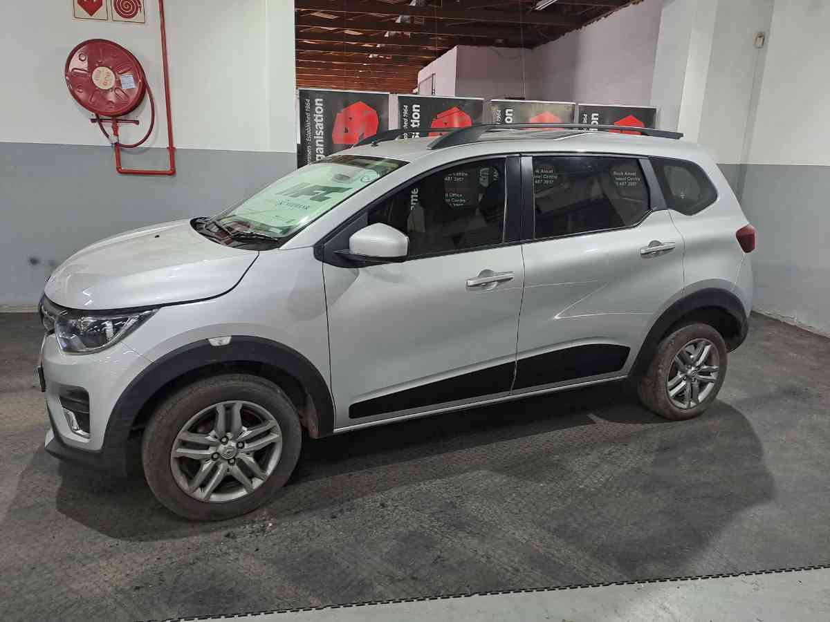 2021 RENAULT TRIBER 1.0 PRESTIGE / INTENS