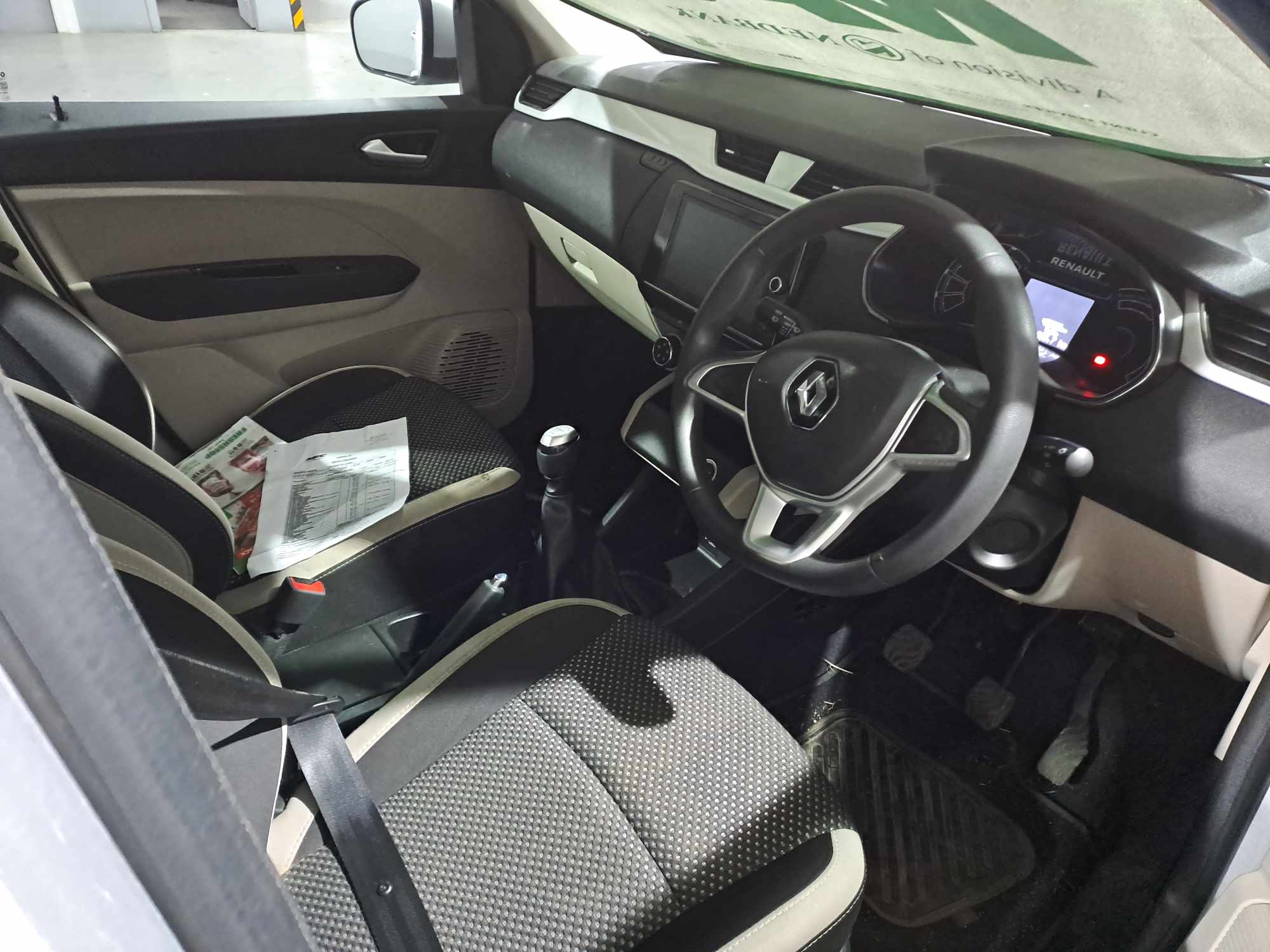 2021 RENAULT TRIBER 1.0 PRESTIGE / INTENS thumbnail 7