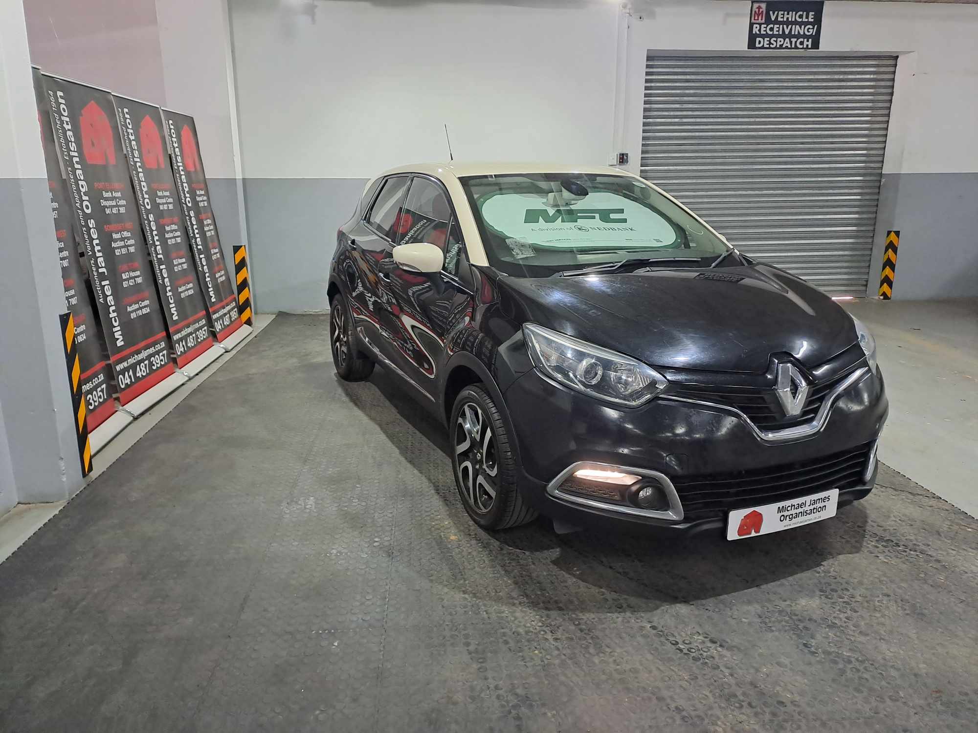 2017 RENAULT CAPTUR 900T DYNAMIQUE 5DR (66KW) thumbnail 5