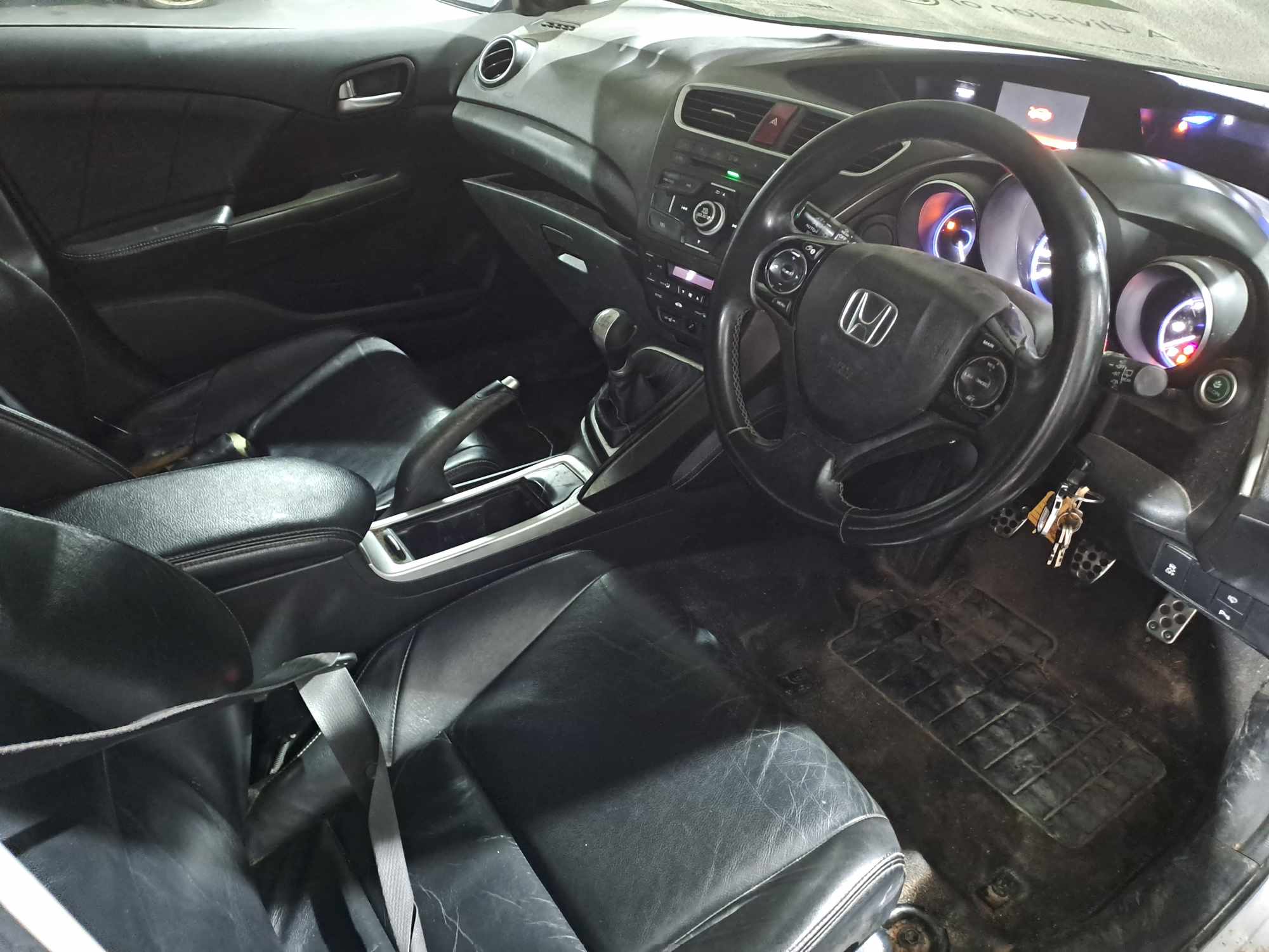 2016 HONDA CIVIC TOURER 1.8 EXECUTIVE thumbnail 2