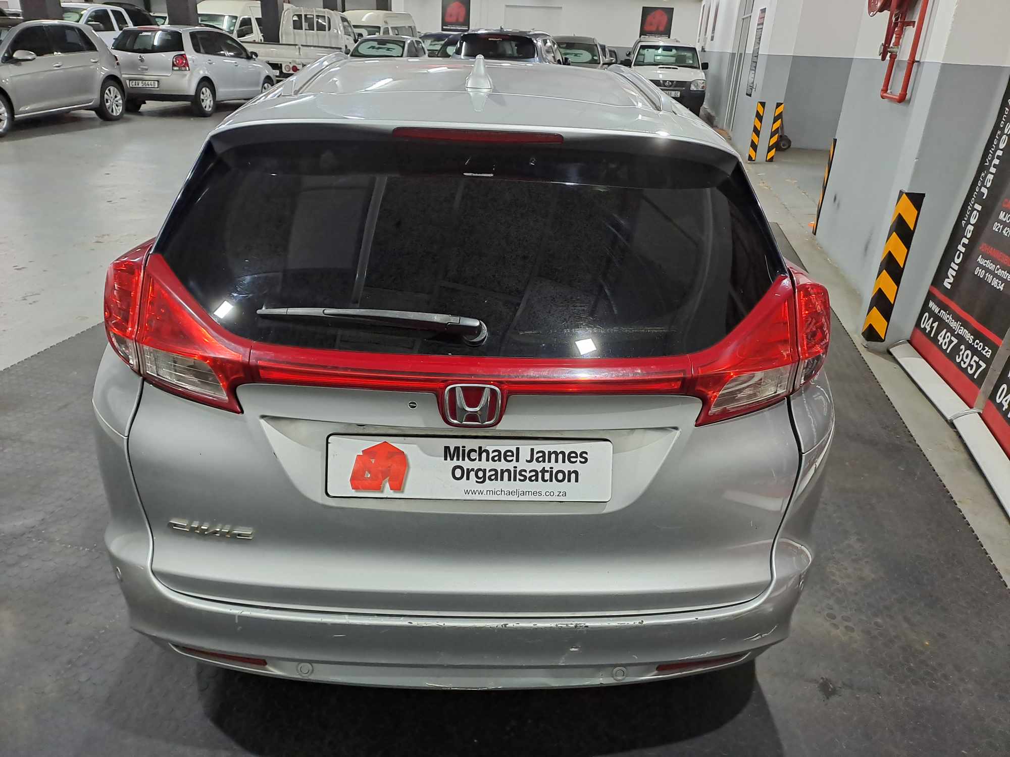 2016 HONDA CIVIC TOURER 1.8 EXECUTIVE thumbnail 4
