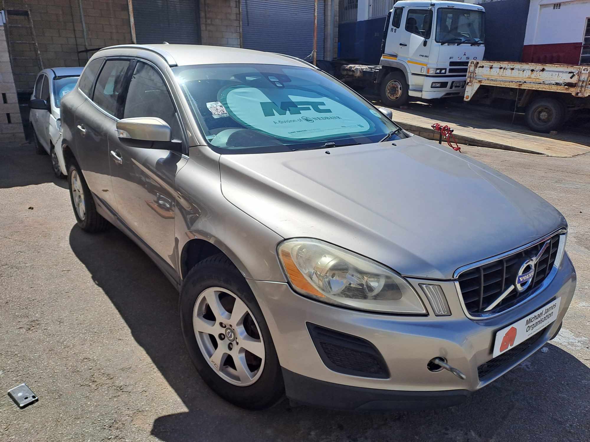 2011 VOLVO XC60 T5 EXCEL POWERSHIFT thumbnail 5