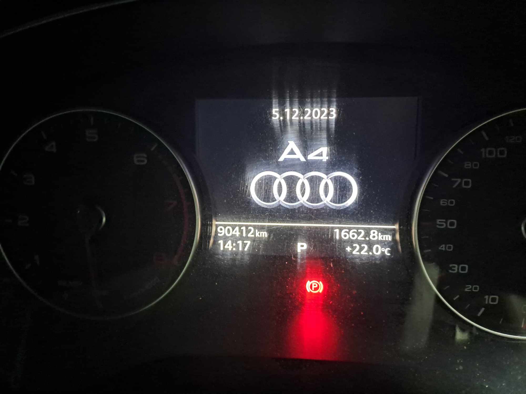 2016 AUDI A4 1.4T FSI STRONIC (B9) (35 TFSI) thumbnail 3