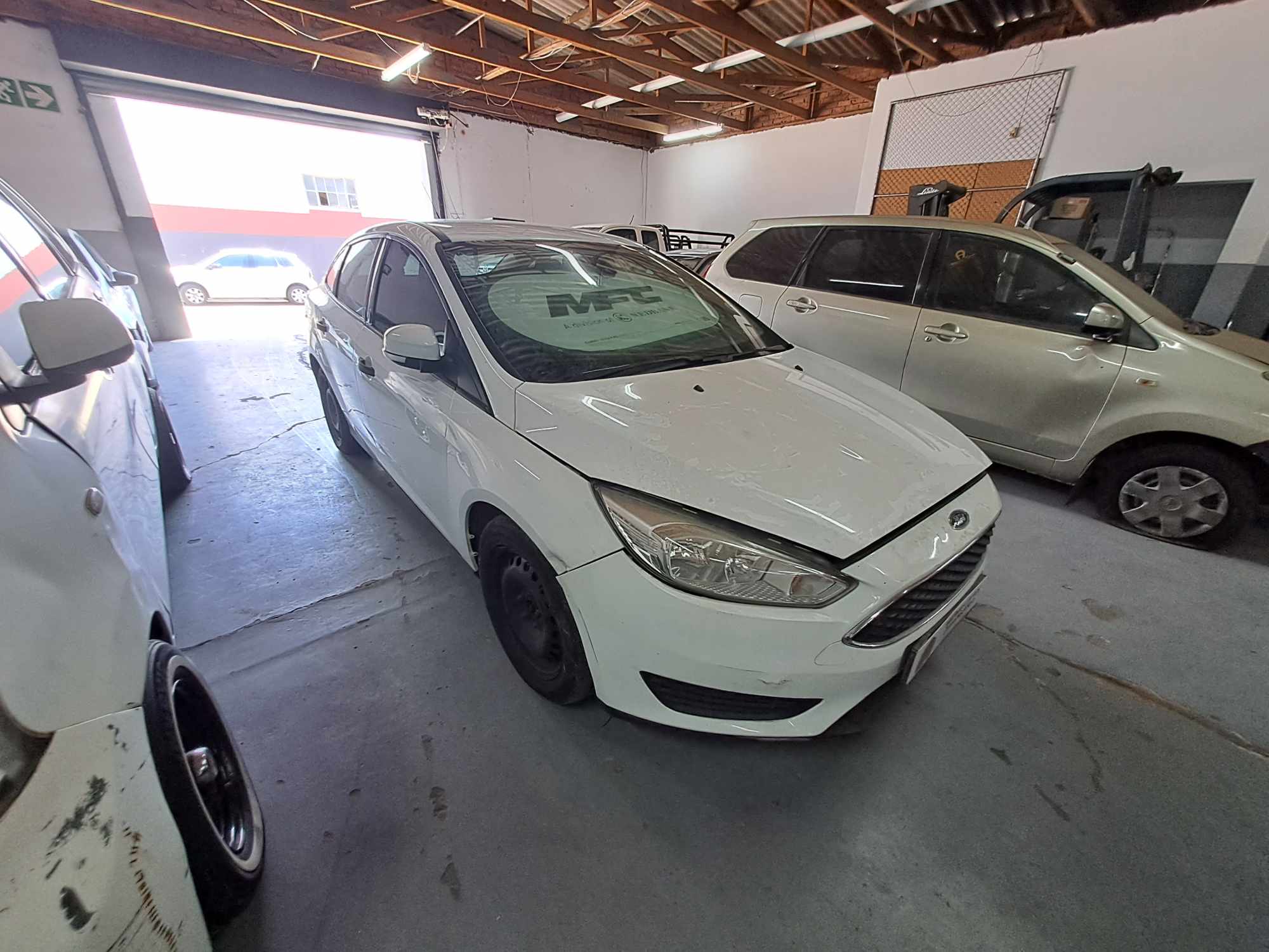 2017 FORD FOCUS 1.0 ECOBOOST AMBIENTE thumbnail 5