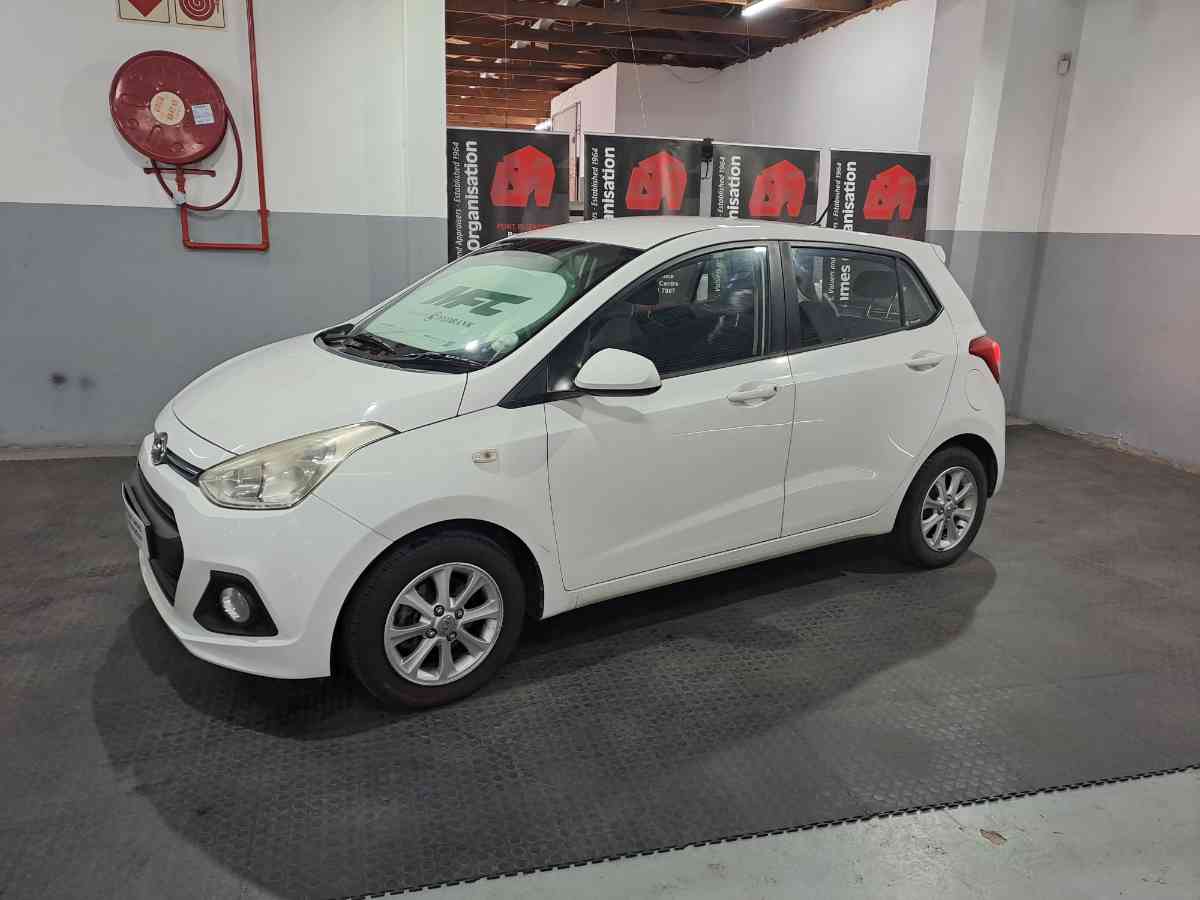2015 HYUNDAI i10 1.25 MOTION