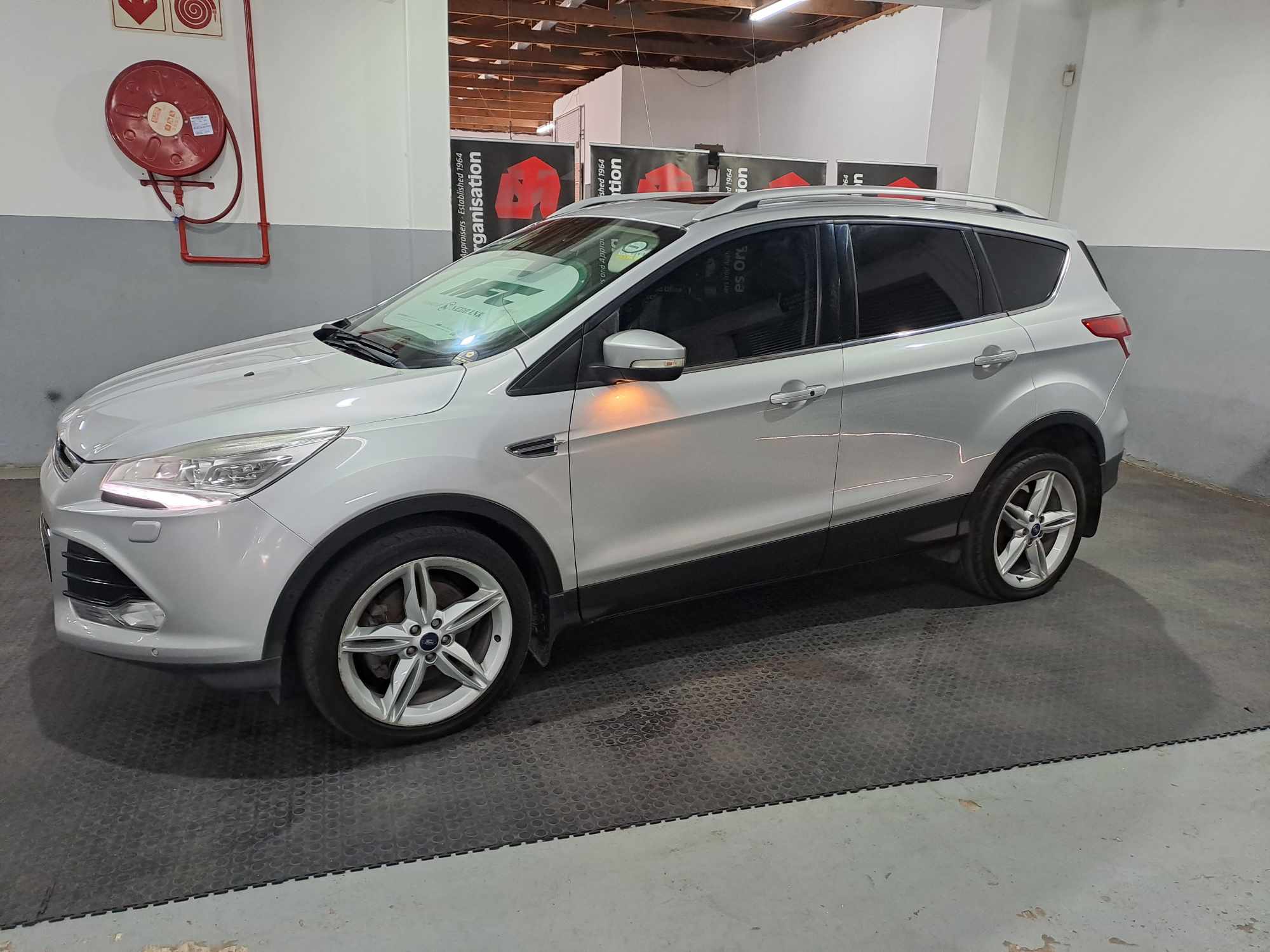 2014 FORD KUGA 2.0 TDCI TITANIUM AWD POWERSHIFT thumbnail 3