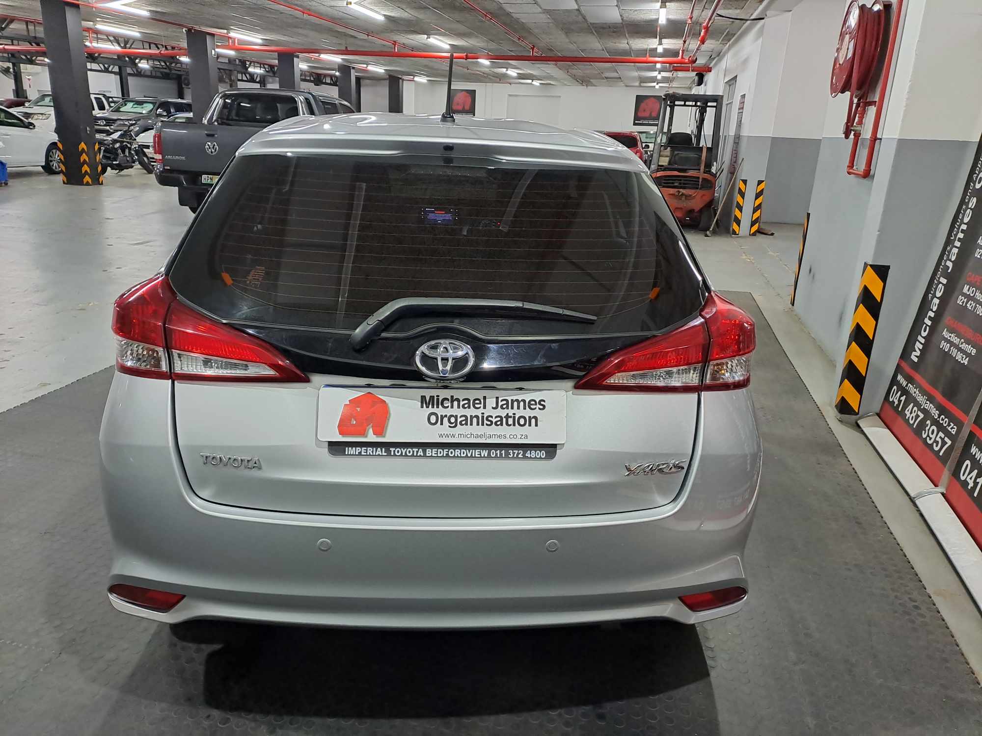2019 TOYOTA YARIS 1.5 XS 5DR thumbnail 4